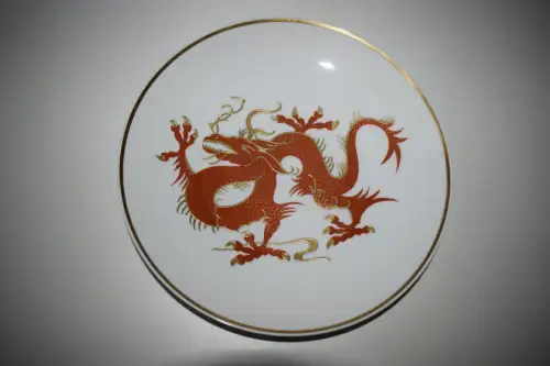 Schöner runder Teller von Schaubachkunst mit Drachen top - passende Vase u. Dose