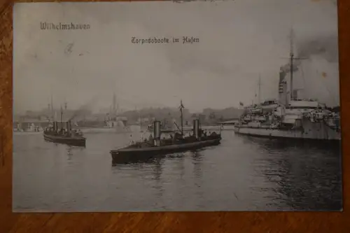 Ak Wilhelmshaven, Torpedoboote im Hafen,  um 1909 gelaufen