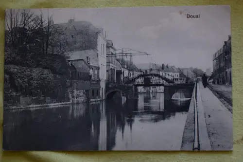 Ak Douai, um 1916 gelaufen Feldpost