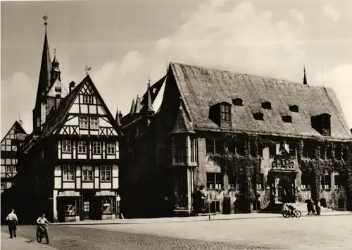 PP 09 (10-65) Gemeinsame Briefmarkenausstellung der Bezirke Halle und Magdeburg - Quedlinburg - Rathaus und Hoken SSt.
