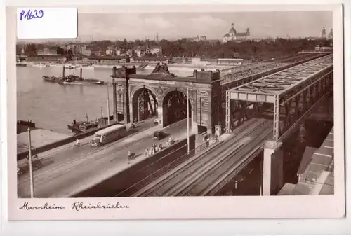 AK Mannheim Rheinbrücke Rheinbrücken mit Autobus ungelaufen. 