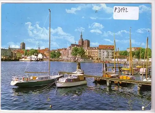 AK Stralsund Blick auf den Hafen 1977 gelaufen. 