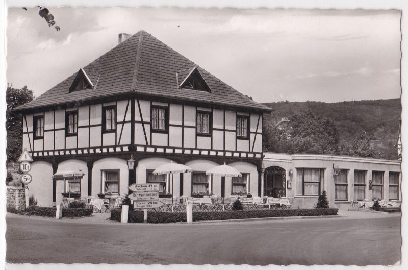 AK Heimbach Eifel am Bahnhof CafeRestaurant Franz Josef Neuss