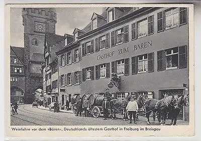 56101 Ak Freiburg Breisgau Weinfuhre vor dem "Bären" Dtl.s ältester Gasthof 1942