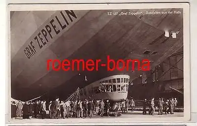 81266 Foto Ak LZ 127 "Graf Zeppelin" Ausziehen aus der Halle 1930