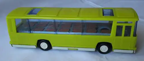 DDR Spielzeug Bus Bison Blech Plastik mit Schwungrad (105286)
