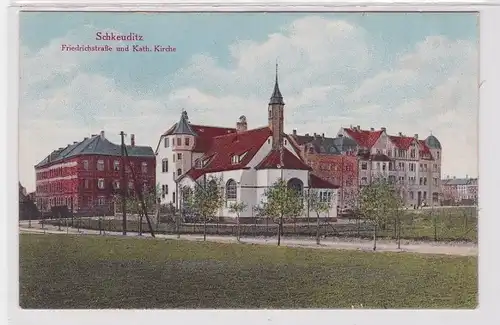 34865 Ak Schkeuditz Friedrichstrasse und katholische Kirche 1932