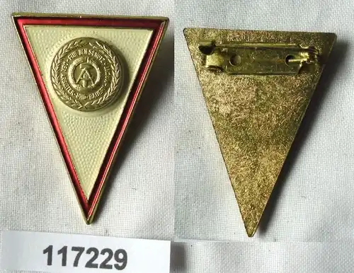 DDR Absolventenabzeichen für Offiziere mit Diplom (117229)