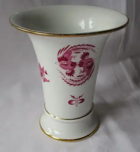 Meissner Porzellan Vase reicher Hofdrache purpur 13,5 cm 1.Wahl (124642)