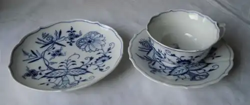 Meissen Porzellan Zwiebelmuster wundervolle Kaffeetasse mit Gedeck (117674)