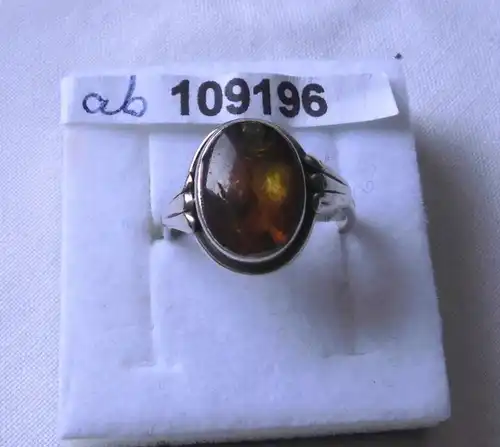 Hübscher Damen-Ring Silber 835 mit ovalem Bernstein (109196)