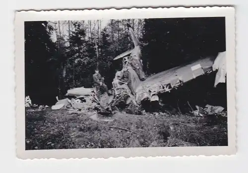 80601 Original Foto abgeschossenes französiches Flugzeug im 2.Weltkrieg