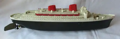 DDR Spielzeug Übersee Schiff Dampfer Zeuke im Original Karton (121769)