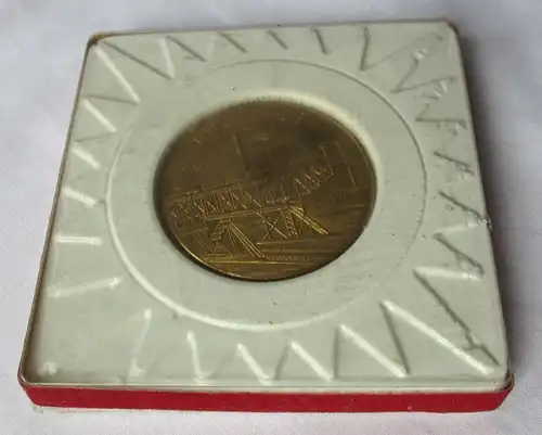 Bergbau Medaille VEB Braunkohlewerk Borna vergoldet ca. 45 mm groß (124771)