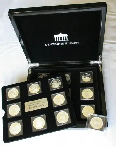 18 Silber Gedenkausgaben zur Deutschen Einheit - Medaillen in Holzetui (130177)