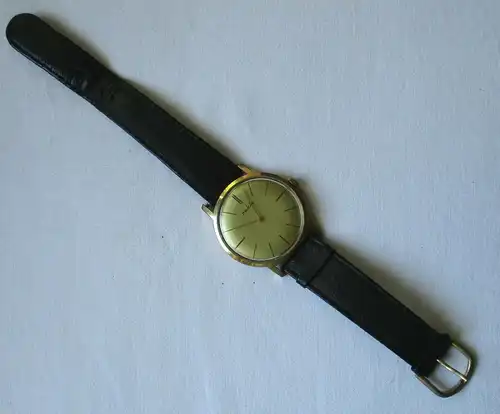 Seltene flache DDR Armbanduhr Ruhla mit Lederarmband (134477)