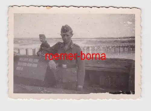 55493 Foto Flakstellung Russland 1942 mit Strichliste der Abschüsse