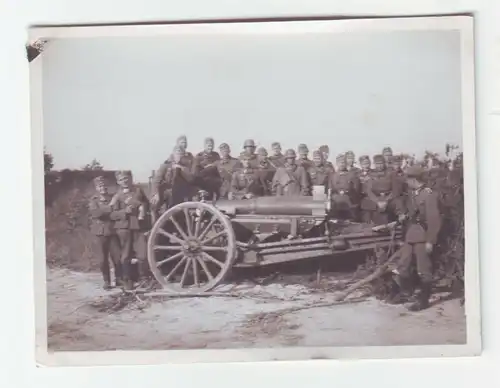 66953 Foto verlassenes französisches Geschütz im 2.Weltkrieg