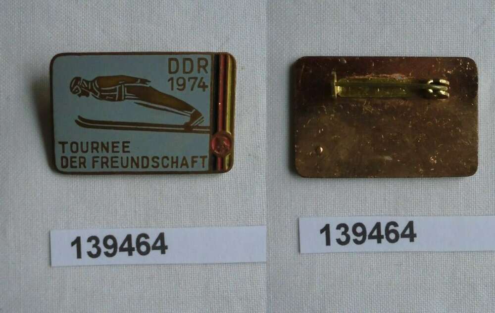 DDR Teilnehmer Abzeichen DSLV DDR Winter Meisterschaft 1972 Oberhof weiß Emaille 
