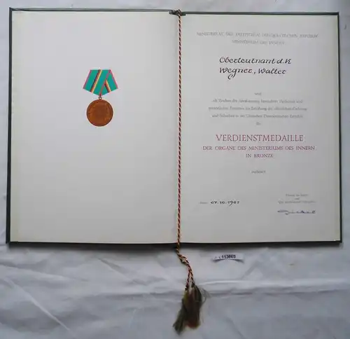 DDR Urkunde Verdienstmedaille des Ministerium des Innern in Bronze 1981 (113869)