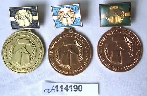 3 verschiedene DDR Abzeichen im sozialistischen Berufswettbewerb (114190)