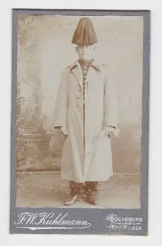 80470 Kabinett Foto Bückeburg Soldat mit Paradehelm mit Roßhaar