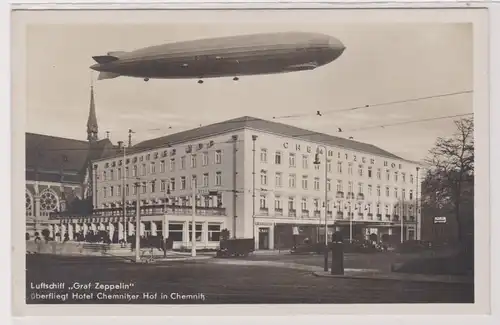 39557 Ak Luftschiff Graf Zeppelin überfliegt Hotel Chemnitzer Hof in Chemnitz