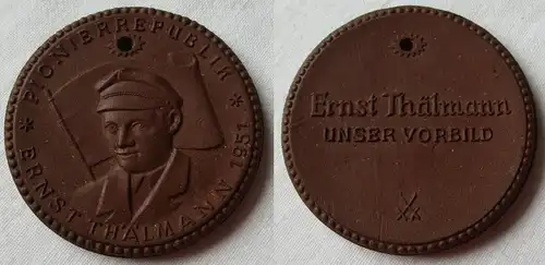 DDR Porzellan Medaille Pionierrepublik Ernst Thälmann 1951 (149325)