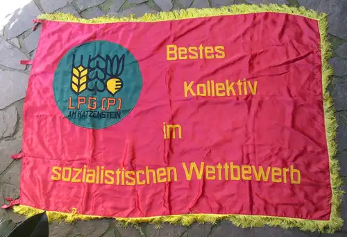 seltene DDR Fahne Flagge Bestes Kollektiv LPG (P) am Katzenstein (152057)