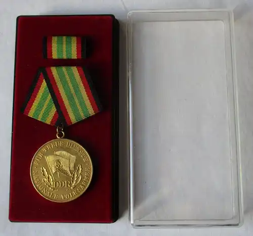 DDR Medaille für treue Dienste in der NVA Gold Bartel 149 g (160769)