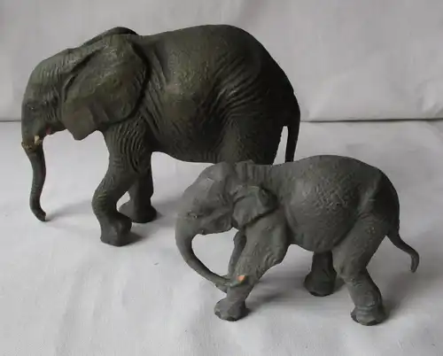 Lineol Masse Figur 2 afrikanische Elefanten Elefantenjunges um 1930 (157882)