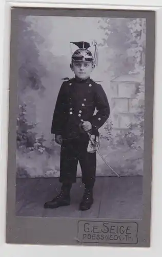 72096 Kabinett Foto Pössneck Kind mit Ulanen Uniform und Tschako um 1910