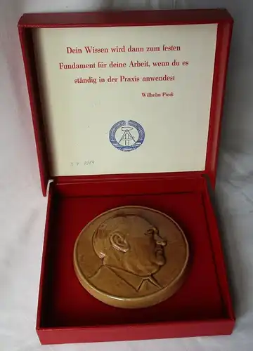 Keramik Plakette Wilhelm Pieck - Wissen Fundament für deine Arbeit 1984 (120048)