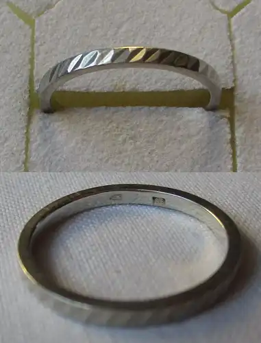 eleganter Silber Ring mit Riffelmuster Größe 53 (155574)