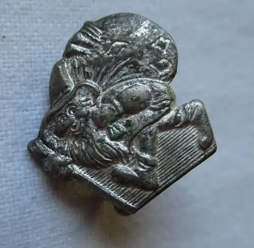 seltenes DDR Abzeichen silbernes Rumpelmännchen (114082)