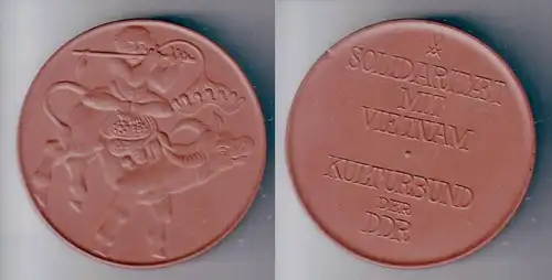 Meissner Porzellan Medaille Solidarität mit Vietnam Kulturbund der DDR (104197)