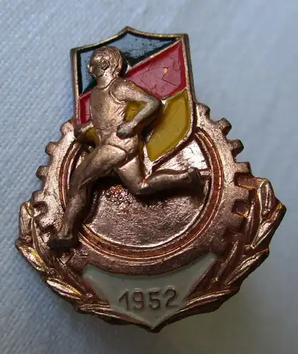 DDR Abzeichen der Sportklassifizierung 1952 in Bronze (134300)