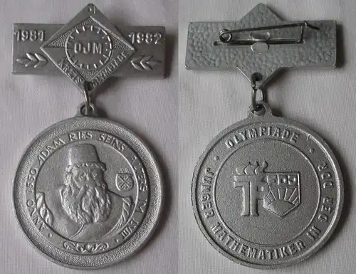 DDR JP FDJ Abzeichen Kreisolympiade Junger Mathematiker OJM 1981/1982 (120078)