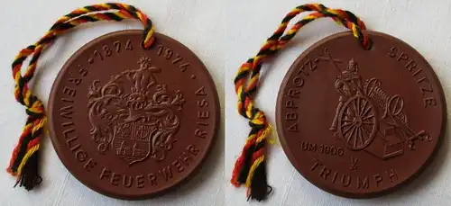 DDR Porzellan Medaille 100 Jahre Freiwillige Feuerwehr Riesa 1874-1974 (149396)