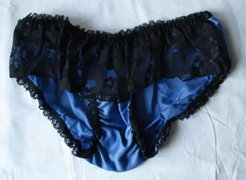 DDR Dessous Slip blau schwarz Spitze Dederon Gr. 42 Marke Stretta (159707)