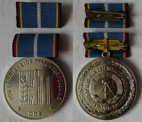 DDR Medaille für langjährige Pflichterfüllung Landesverteidigung + Etui (119949)