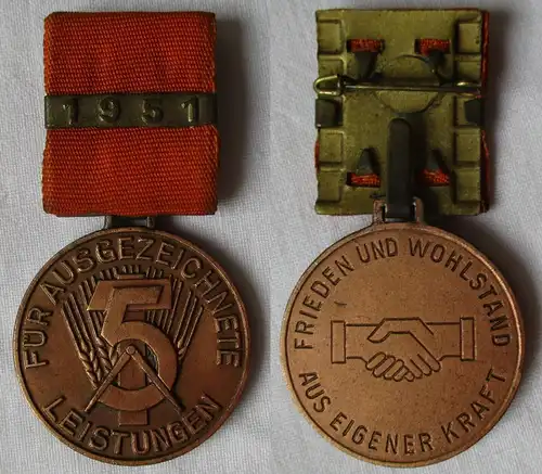 DDR Medaille für ausgezeichnete Leistungen im Fünfjahrplan 1951 im Etui (114071)