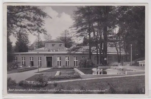 87398 AK Bad Landeck in Schlesien - Friedrichsbad Thermal-Hallen-Schwimmbad 1942