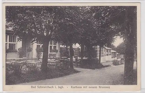 45643 AK Bad Schwarzbach (Czerniawa-Zdrój) - Kurhaus mit neuem Brunnen