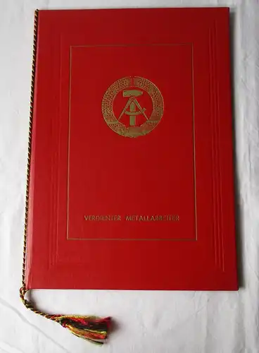 DDR Urkunde Ehrentitel Verdienter Metallarbeiter 4. April 1981 Steger (136179)