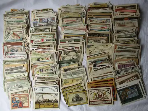 Sammlung mit 1600 Banknoten Städte Notgeld Deutschland um 1921 (107484)