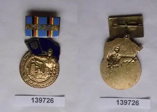 DDR Medaille für hervorragende Leistungen im Fünfjahrplan 1957 FDJ (139726)