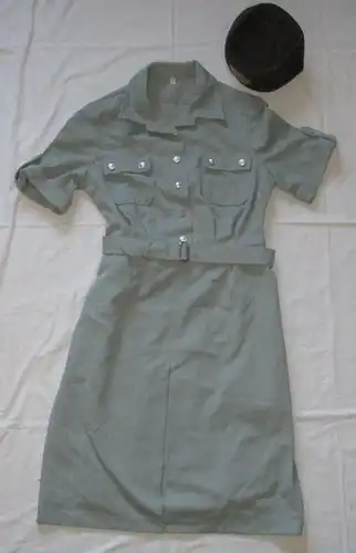 DDR Uniform Dienstkleid Kleid + Mütze (Größe 57) Polizei NVA Größe m 94 (101093)
