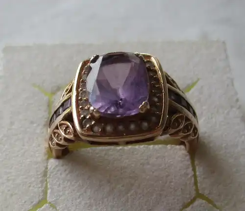 eleganter 925er Sterling Silber Ring vergoldet m. violetten Edelsteinen (134474)