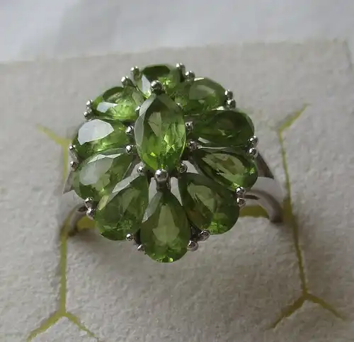 hochwertiger 925er Sterling Silber Ring mit grünen Edelsteinen (125035)